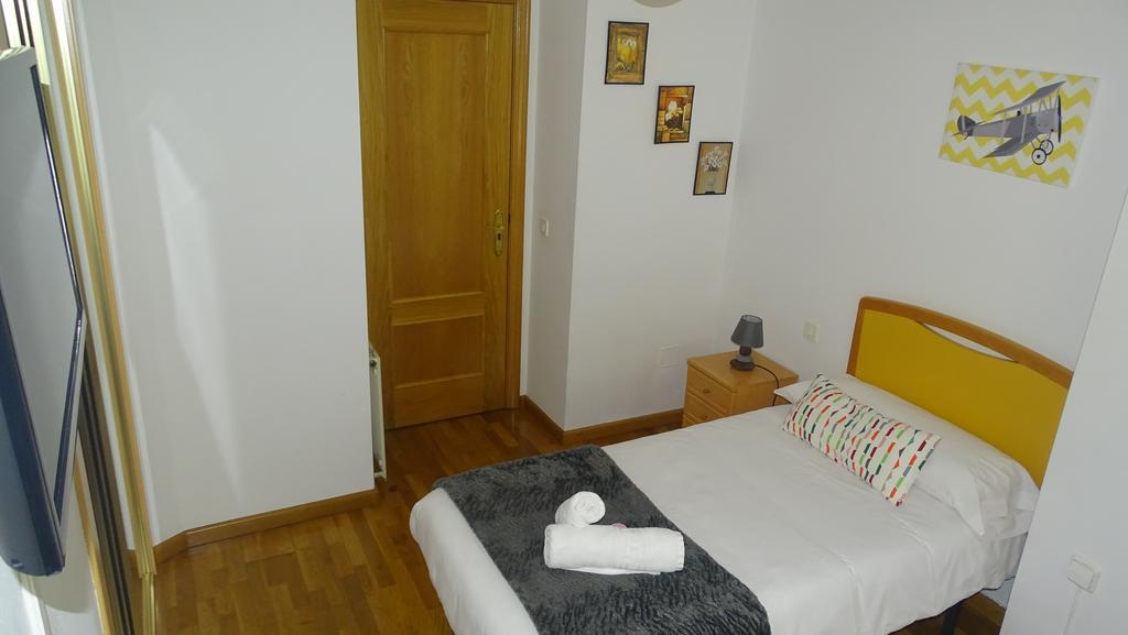 Hostal Lucus Lugo Εξωτερικό φωτογραφία