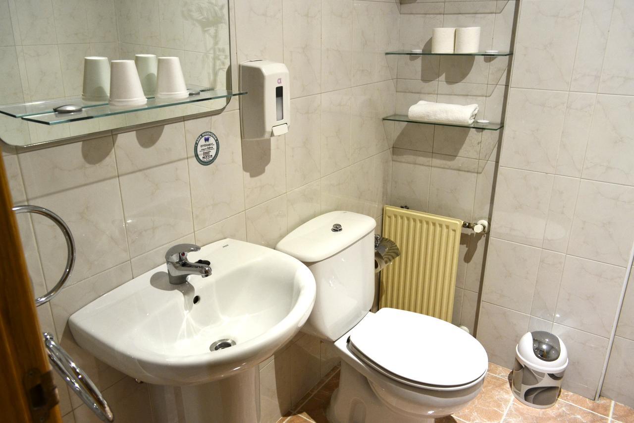 Hostal Lucus Lugo Εξωτερικό φωτογραφία